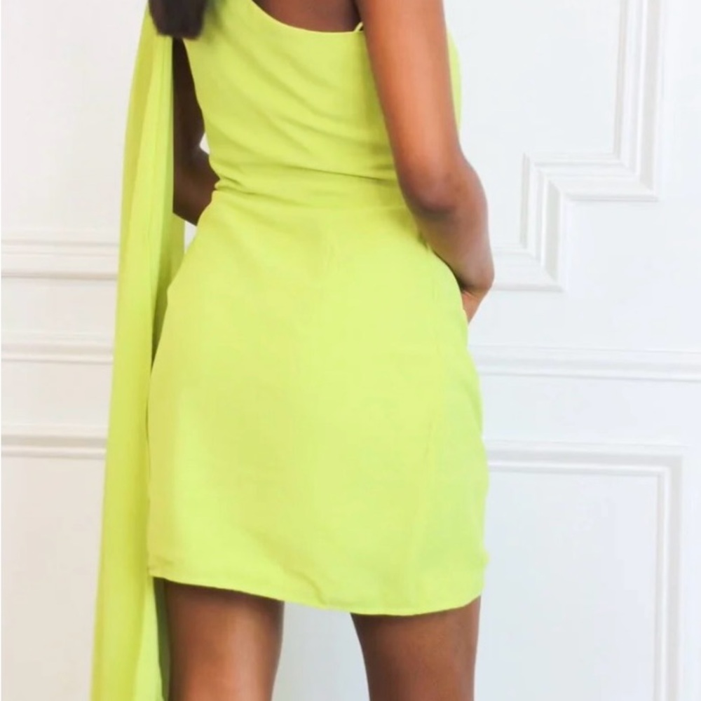 Citron one shoulder dress - Picture 6 of 6